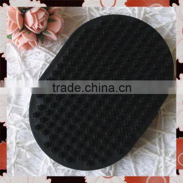 soft rubber grooming brush