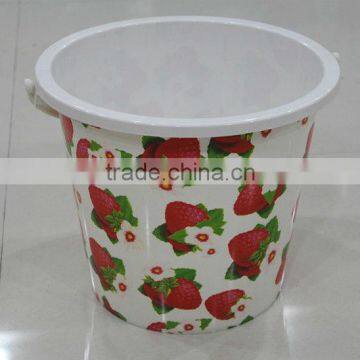 11L household plastic bucket with handle,strawberry design bucket