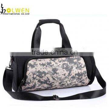 Fashion camo fabric sport gym bag with compartment