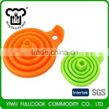 Hot Selling Food Gradfe Collapsible Silicone Funnel for Kitchen photo-3