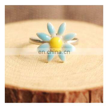 High Quality Hot Sale Daisy Rings Bridal Ceramics Engagement Ring for Women Jewelry Gift photo-5