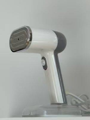 Quiet-Operating Handheld Garment Steamer for a Peaceful Ironing Session photo-3