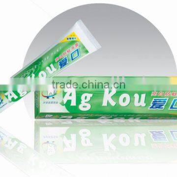 mint flavour toothpaste