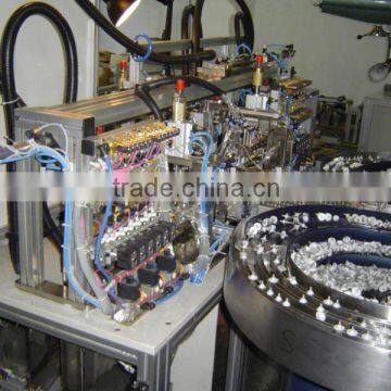 Automatic testing machine for the sprayer suction