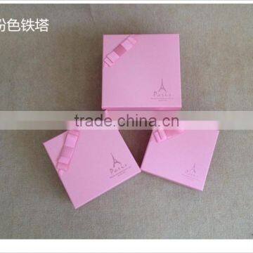 Square gift box gift birthday gift box of chocolates in the box