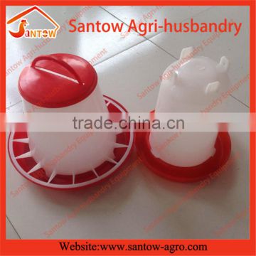 Plastic Poultry Feeders and Drinkers for chicks used in chicken shed