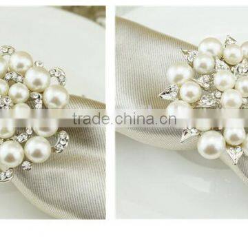 New Diamond Pearl Napkin Ring Serviette Holder Wedding Banquet Dinner Decor Favor photo-4