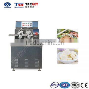 High quality chewy candy cutting and forming machine