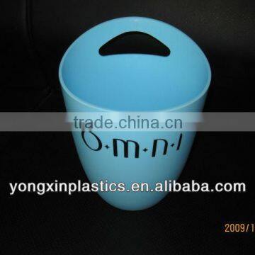 Single ear plastic ice bucket