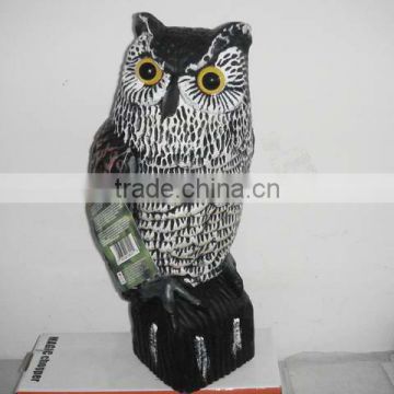 Durable construction plastic owl decoy