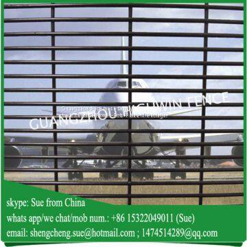 Heavy duty Anti-climb wire mesh fence 358 prison security fencing