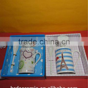 Restaurant Crockery Hotel White Porcelain Ceramic Mug Set With Lids