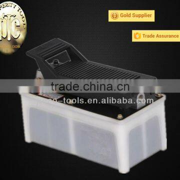 Air hydraulic pump
