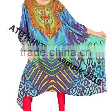 DIGITALLY PRINTED MICROFIBER PONCHO photo-4