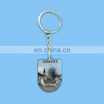 Customized zinc alloy keychains with tourism promotion