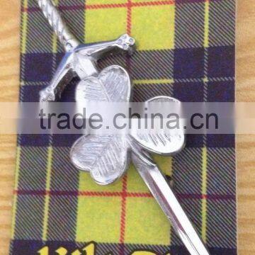 Irish Design Kilt Pin In Chrome Finished Made Of Brass Material