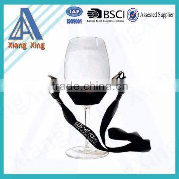 PVC material Hand-free wine glass holder suction cup