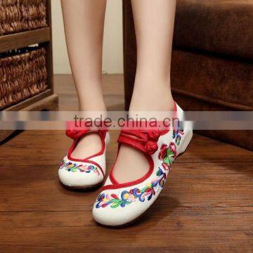Women Casual Buckle Strap Old Beijing Shoes Chinese Style Floral Embroidered Ladies Cotton Flats Oxford Sole No Logos