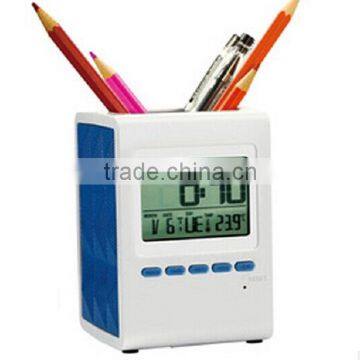 2015 new hot sale promotion pen holder with clock