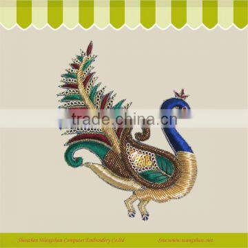 Vividly Customed Peacock Embroidery Badge
