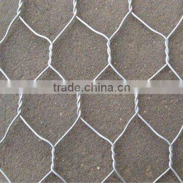 Hexagonal gabion box