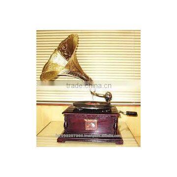 Replica RCA Victor Gramophone Record Player with Square Base and Nickel Horn