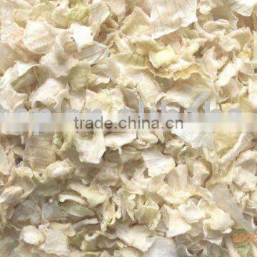 dehydrated white onion granule