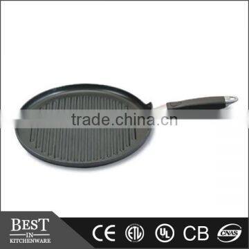 Open oval grill pan, non-stick