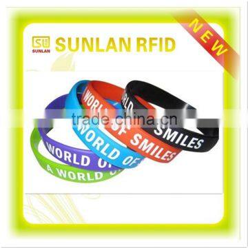 2015 Colorful Waterproof 125kHz RFID Silicone Wristband
