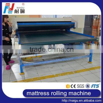 China Famous Factory NaiGu Manufacture Mattress Vacuum Compression Roll Packing Machine photo-3