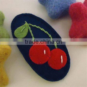 2017 NO SLIP Wool felt hair clip with red Cherry made in China