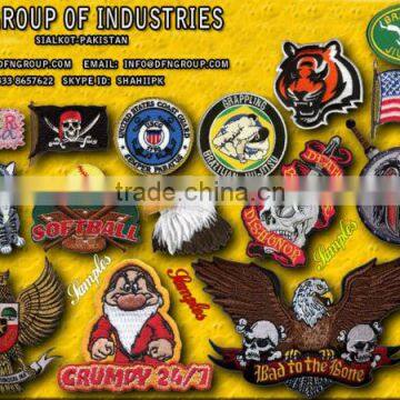 custom badges embroidery