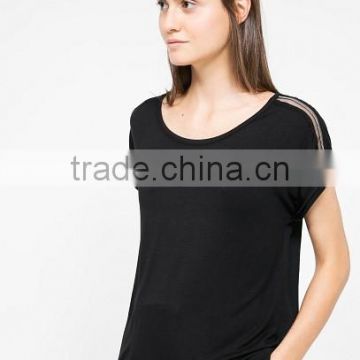 loose wide neck black t-shirt