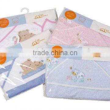 towel hooded and bib set/baby gift box/baby blanket/baby bib