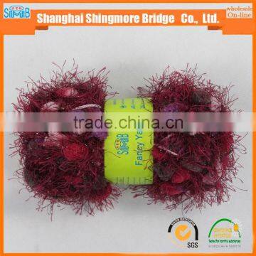 China Textile Factory Direct Wholesale 100% Polyester Spun Dyed Yarn Hand Knitting Velvet Twist Feather Yarn in Low Price photo-2