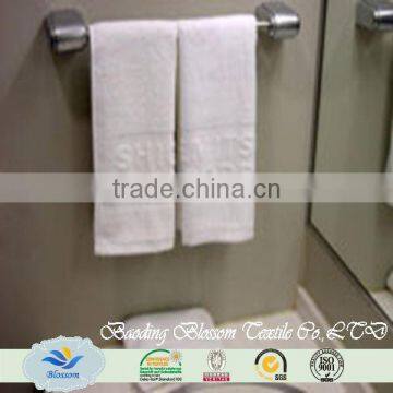 china manufacture closeout bath towel with low price HR bath towel