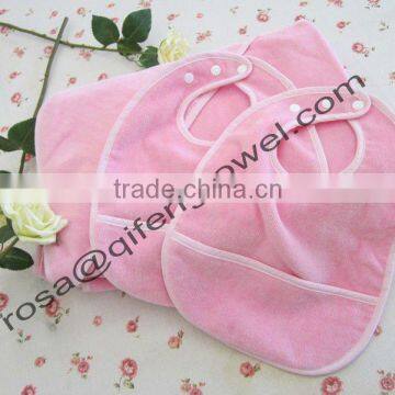 Cotton Bib and Hooded Towel
