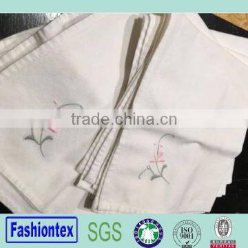 customized fancy white embroidery table linen napkins