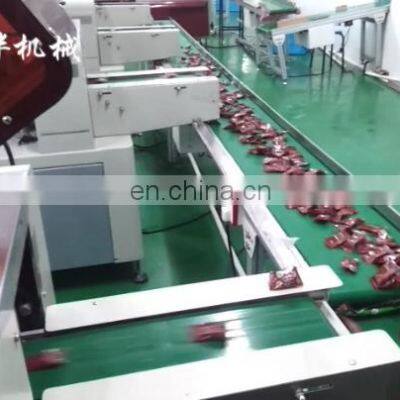 Automatic Small Toy/preserved Fruit/candy/cookies Multifunction Horizontal Pillow Type Flowpack Packaging Machine
