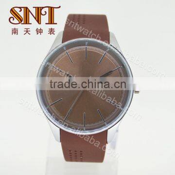 Latest quartz watch simple dial watch with silicone band