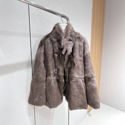 Edi??o de Ano Novo de alta qualidade, casaco de pele feminino integrado de pele de coelho do mesmo estilo do Da Mi Mi, estilo coreano, elegante e versátil