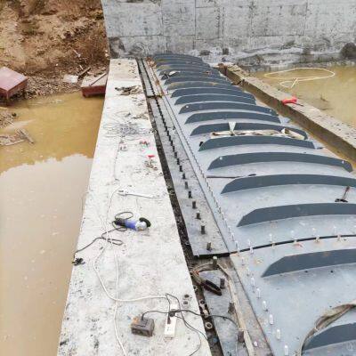 Inflatable Air-Shield Dam Flexible Air Shield Dam With PTFE Coating - Equipment Protection Solution