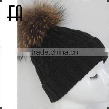 Factory direct wholesale price black cable raccoon fur pom pom hat