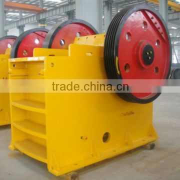 China Factory Wholesale Stone Crushing Machine