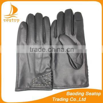 2016 men new style touch screen leather gloves with fashion studs leather gloves