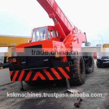 The best engine rough terrain crane kato used KR-25h-3 for sale