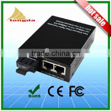 100BaseTX to 100BaseFX POE Media Converter 2 RJ45 connectors with POE to 1 SC Fiber connector