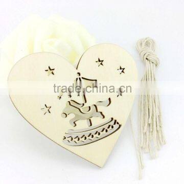 SD-115 (4) pretty laser cut heart shape for decor