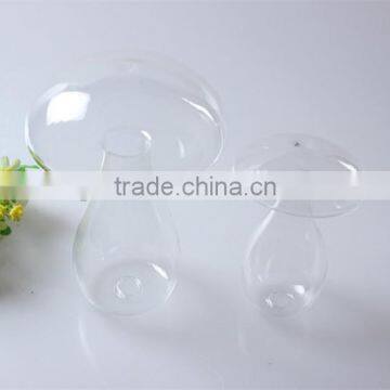 China Manufacturer Promotional Decorative Unique Mushroon Shape Tree Hanging Hand Blown Glass Home Decoration
