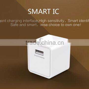 Alibaba hot selling 12W 5V 2.4A(Max) Smart IC one port usb charger usb wall charger smartphone battery charger